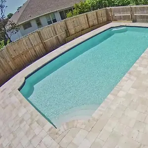 https://new-listing-beautiful-home-close-to-the-beach-west-end.panamacity-beachhotels.com